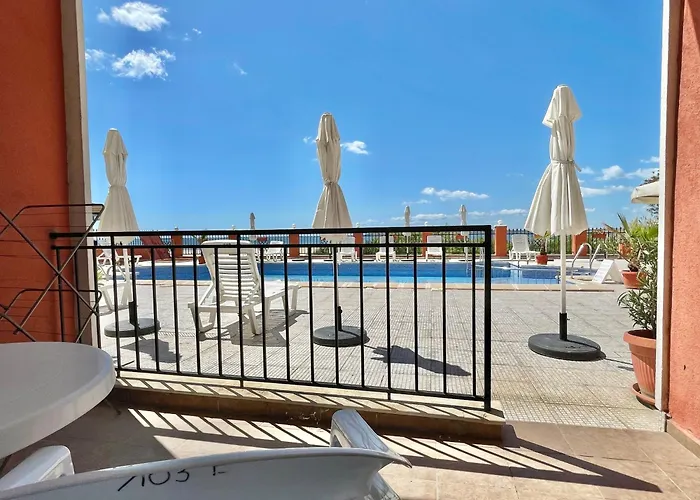 Carina - Private - Bsr - 3 Apartment